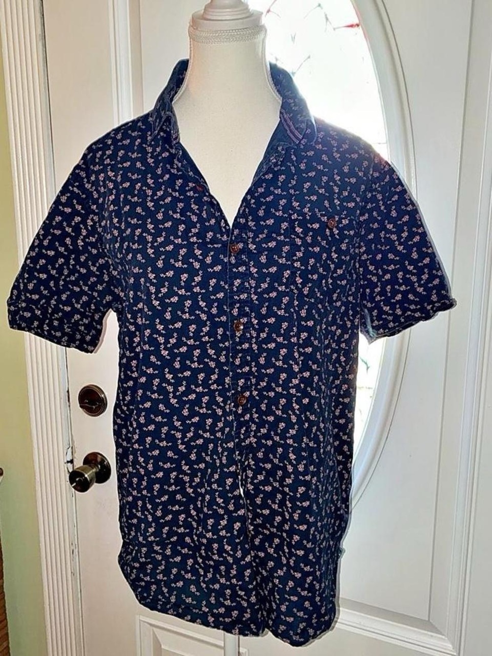 Men's Navy Floral Short-Sleeve Button-Down Shirt